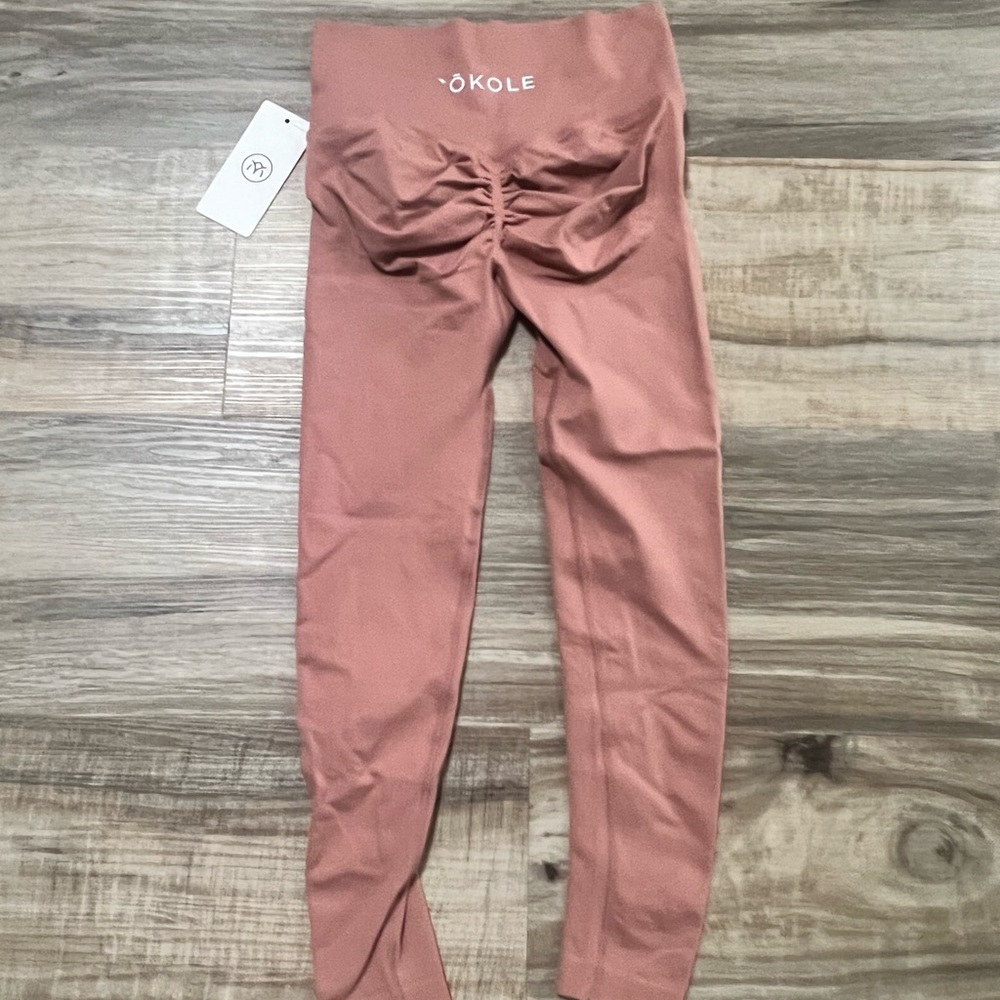 `Ōkole Scrunch Butt Legging